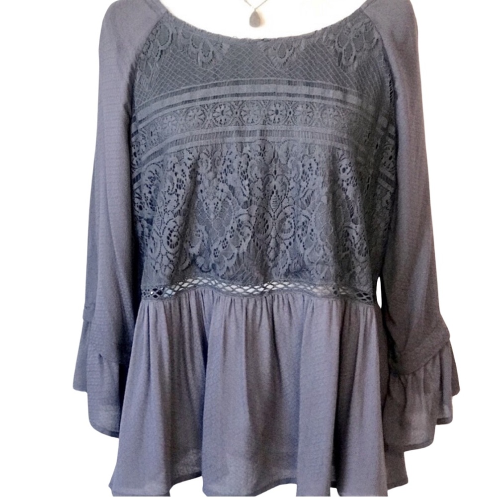 BOUTIQUE ITEM- BEAUTIFUL TOP WITH LACE DETAILS & PEPLUM, CRISS CROSS BACK